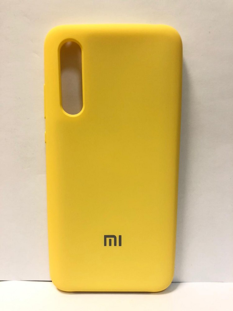 Силиконовая накладка для Xiaomi Mi 9 Lite с логотипом Mi (Желтая) 1