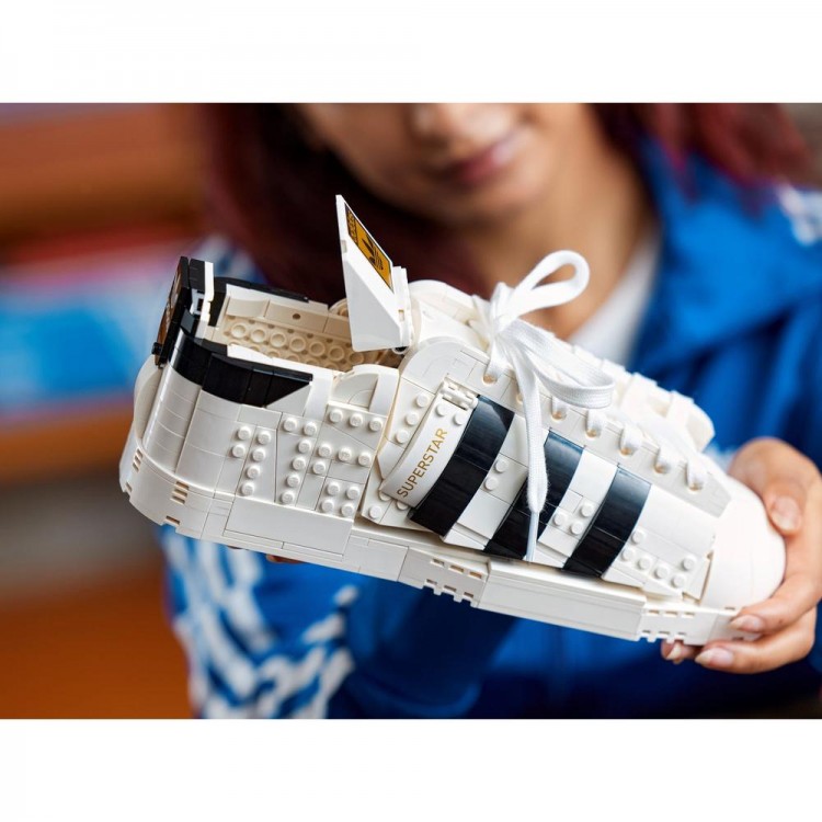 LEGO Creator Expert "Кроссовок adidas Originals Superstar" 10282 12