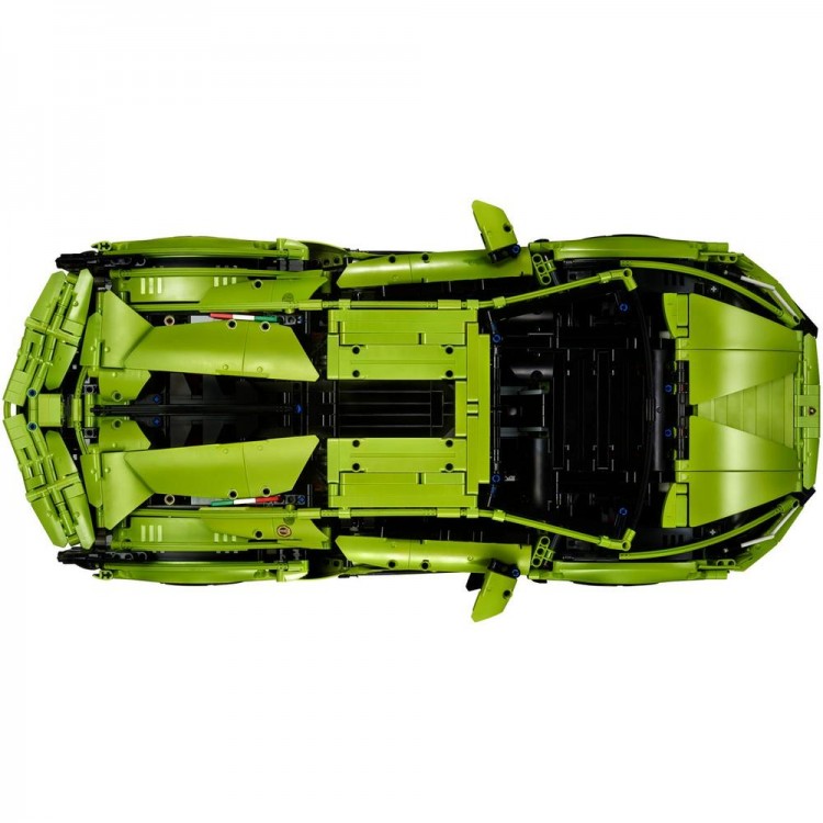 LEGO Technic "Lamborghini" 42115 3
