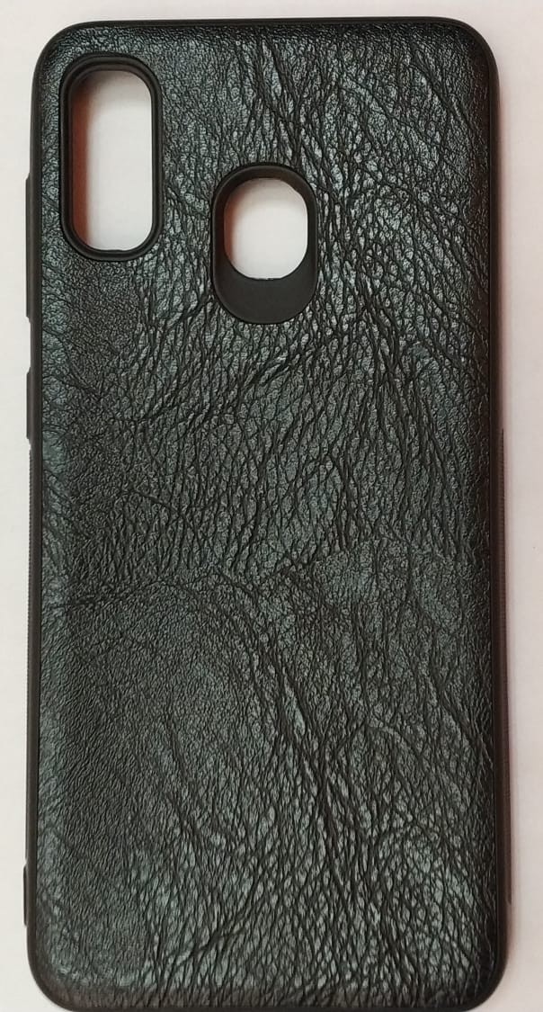 Силиконовая накладка для Samsung Galaxy A30 (Черная под кожу) 1