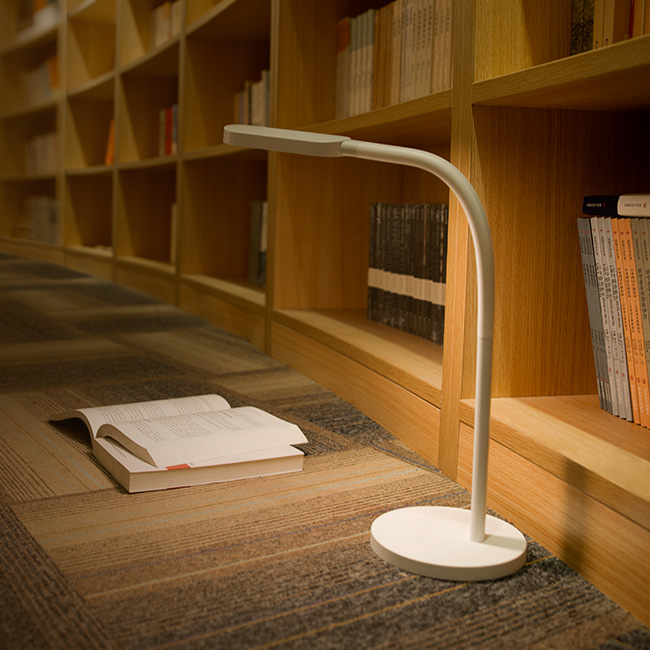 Настольная лампа светодиодная Xiaomi Yeelight Portable LED Lamp YLTD02YL, 5 Вт 5